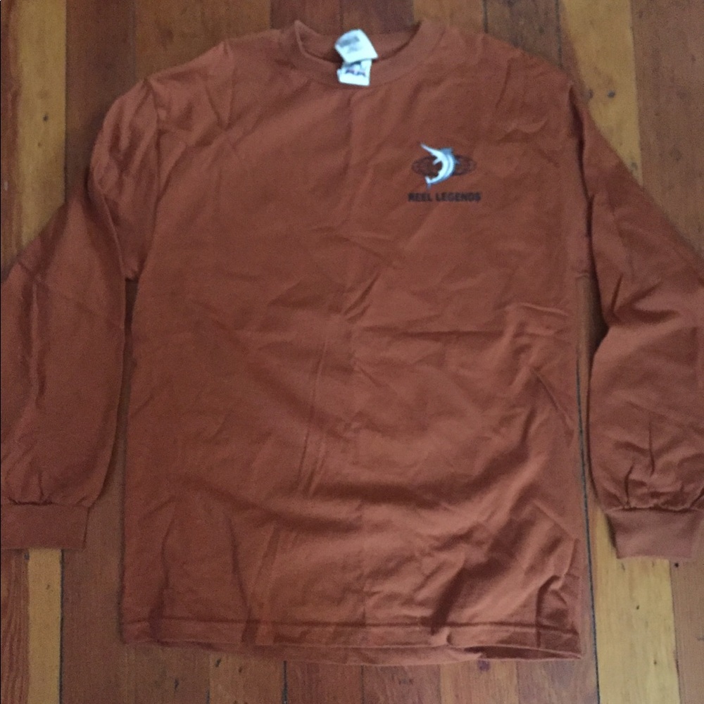 Long sleeves graphic T-shirt